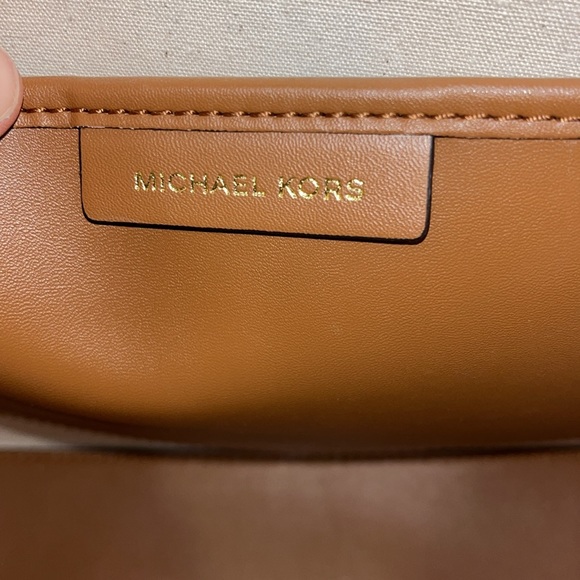 Michael Kors Jane Large Canvas Tote Bag. - Picture 10 of 11